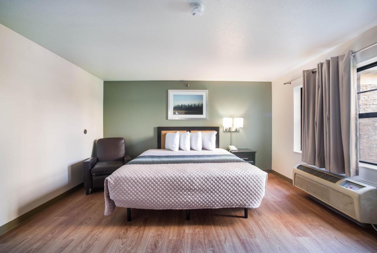 Hometowne Studios By Red Roof St. Louis - Airport/N Lindbergh Hazelwood Exteriör bild